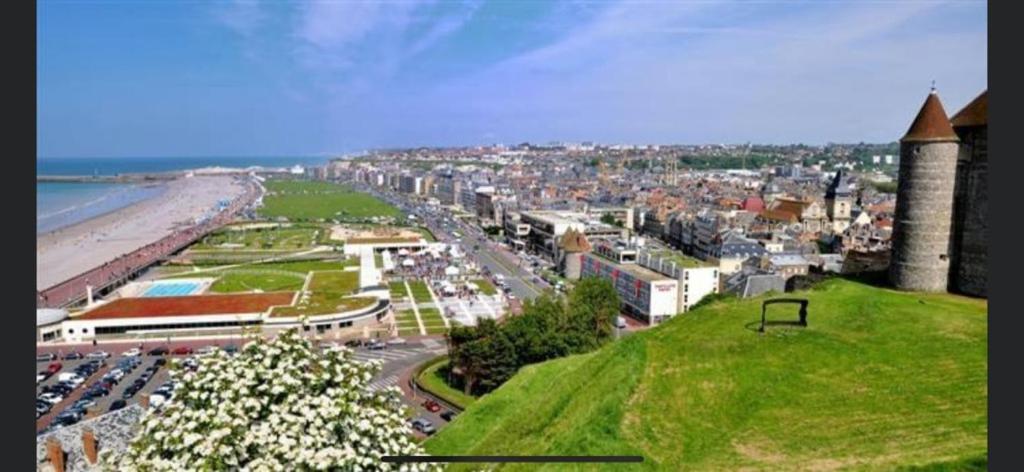 Le Petit Fute 112 Apartment Biville-sur-Mer Luaran gambar